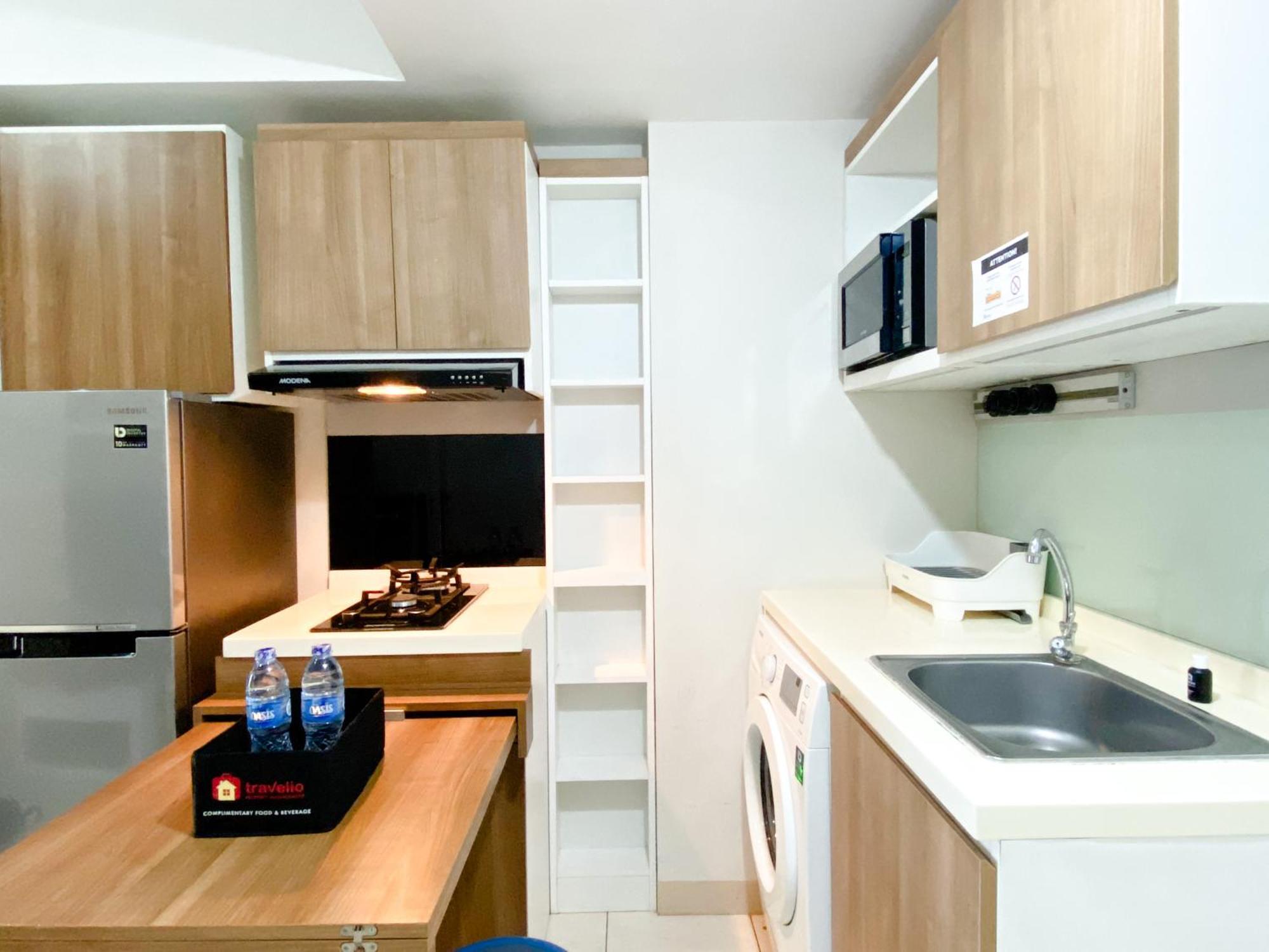 Apartemen Homey And 3br At Springlake Summarecon By Travelio