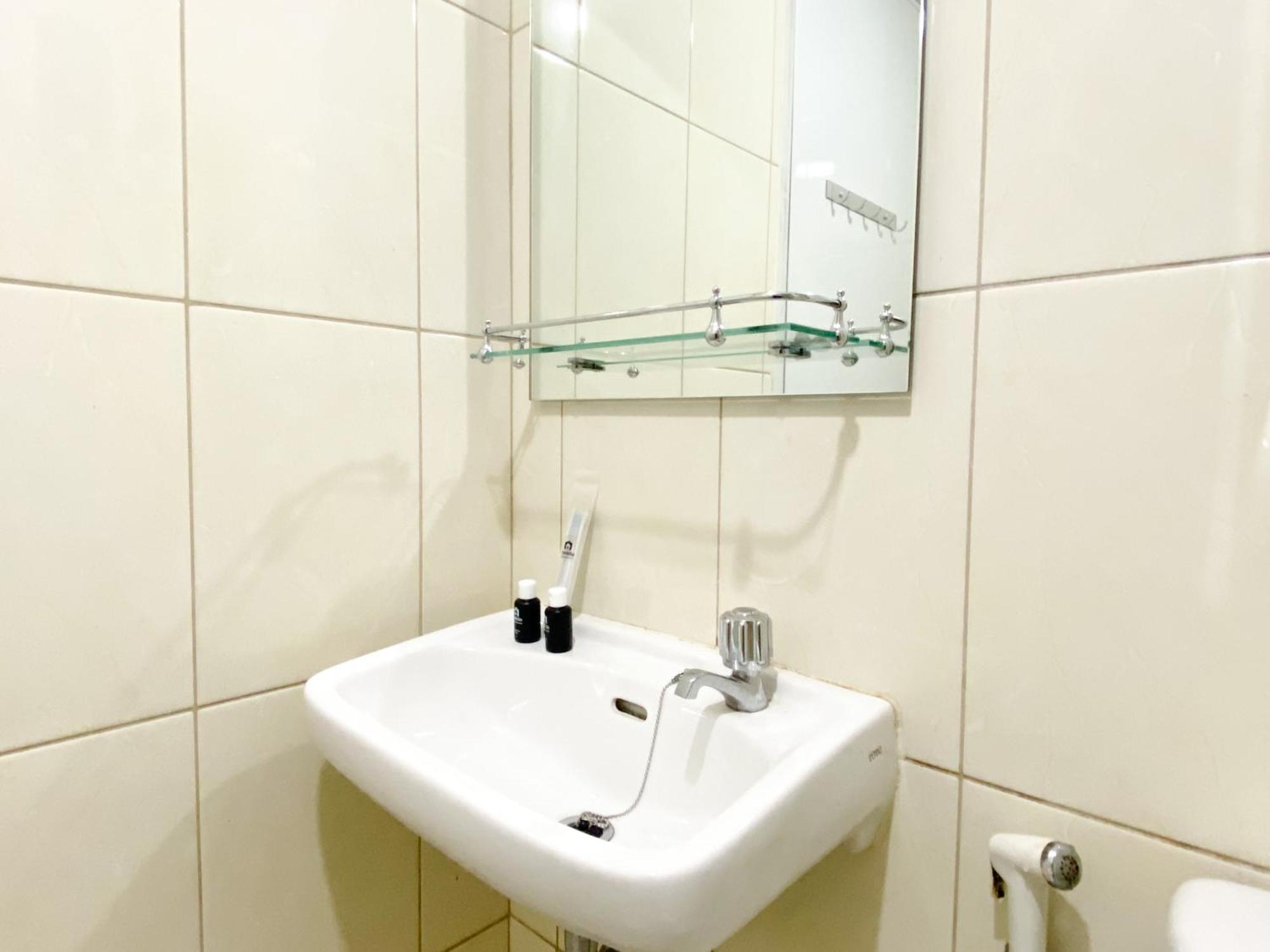 Apartemen Homey And 3br At Springlake Summarecon By Travelio *